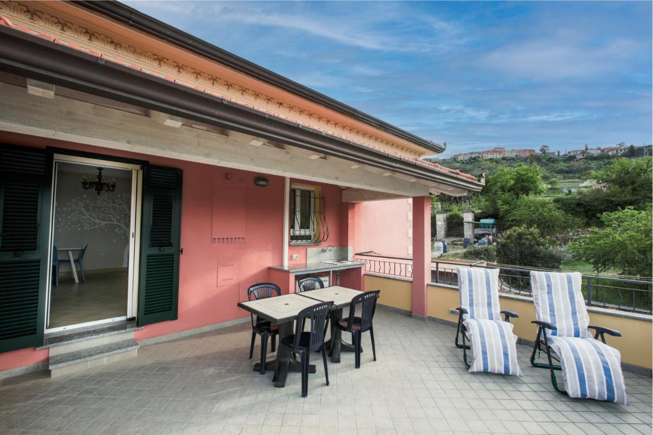 La Quercia Casa Vacanza Imperia Exterior photo