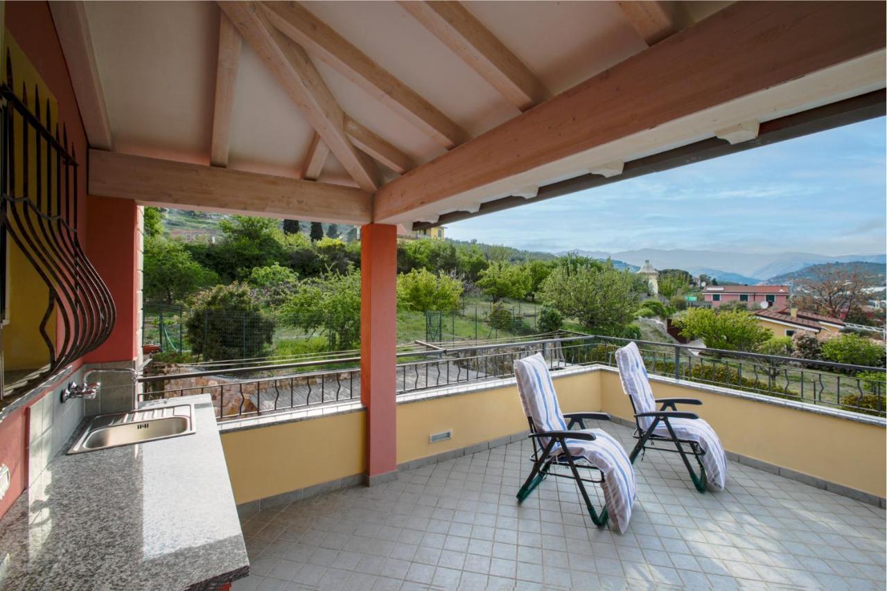 La Quercia Casa Vacanza Imperia Exterior photo